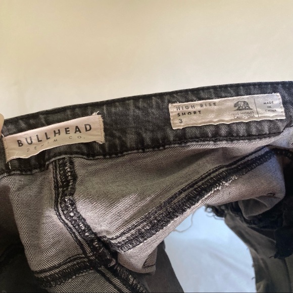 Bullhead Denim High Rise Short - Picture 4 of 4